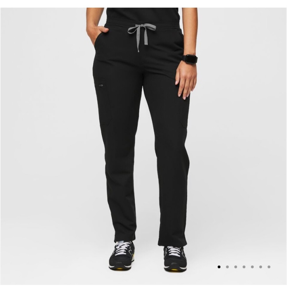 Figs yola skinny scrub pants